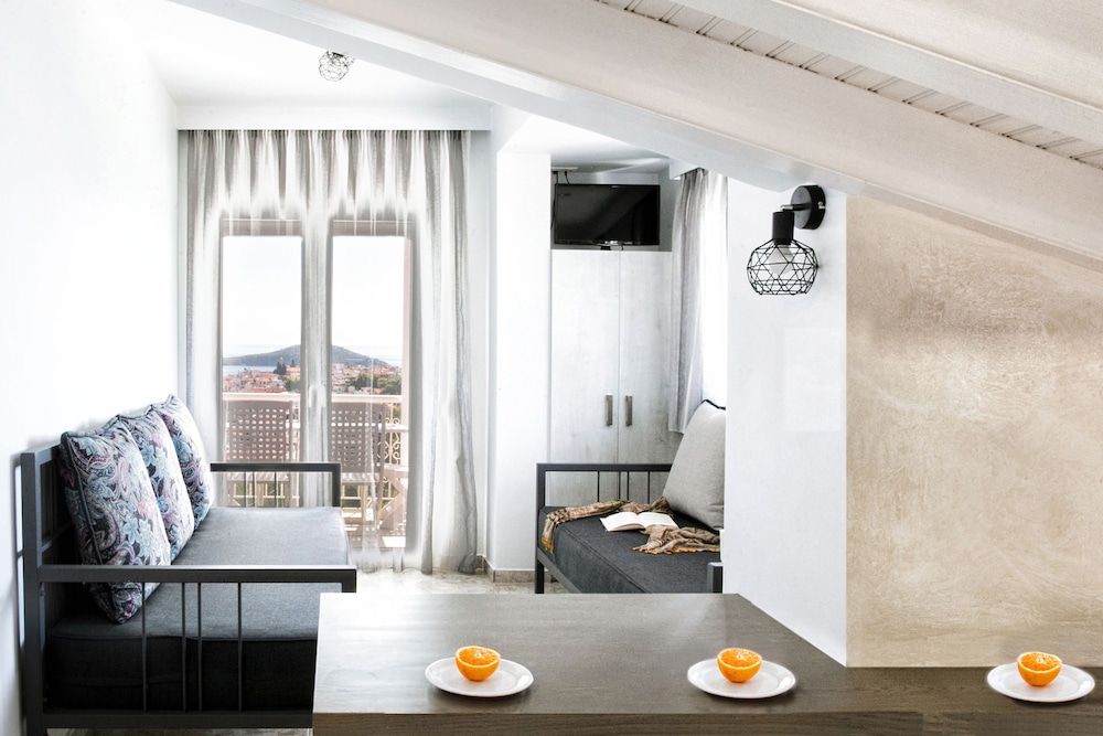 Poseidon Apartments 28/69