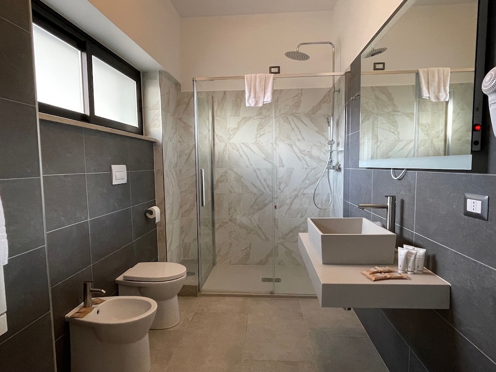 Sant Elia Hotel 43/49