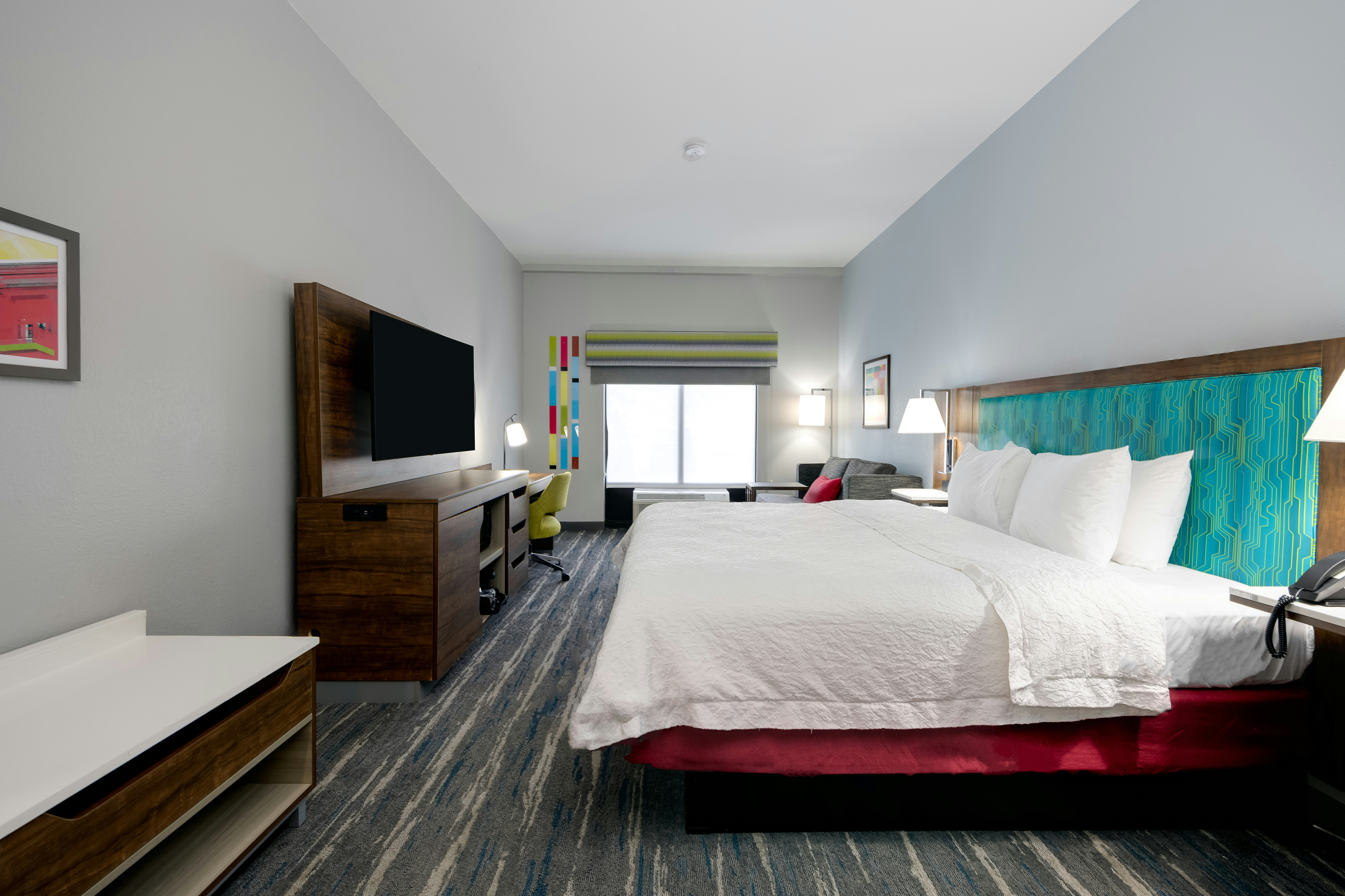 ROOM, KING BED, ACCESSIBLE