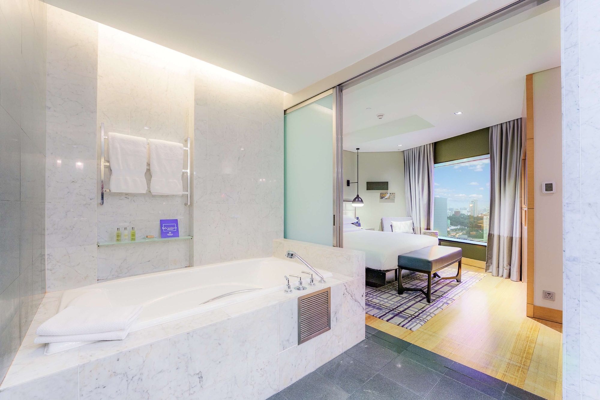 Deluxe, City View, Hilton Kuala Lumpur 7/7