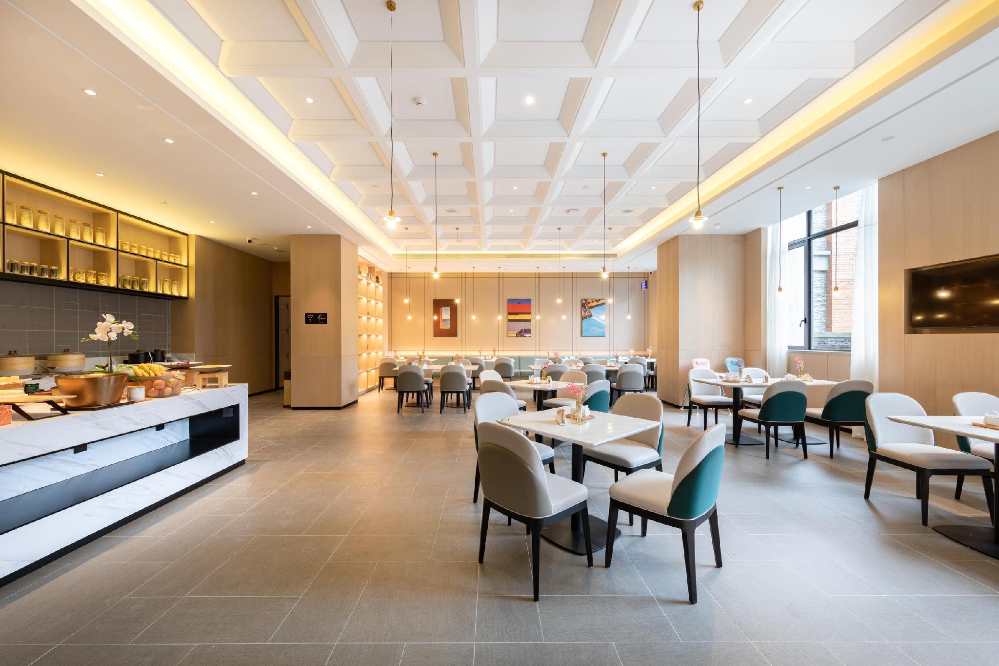 Atour Hotel (Ningbo Fenghua Huizheng Old Street) 41/47