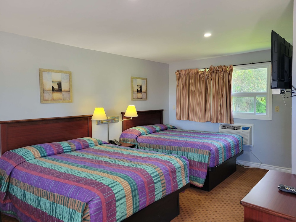 Knights Inn Cobourg 8/47