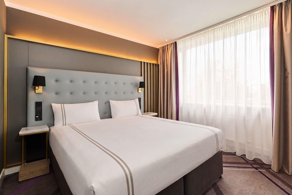 Premier Inn Saarbrucken City Centre 20/56