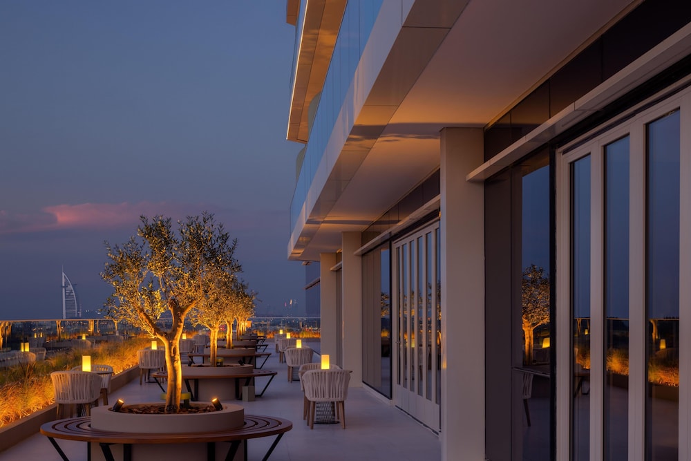 Avani+ Palm View Dubai Hotel & Suites 47/50