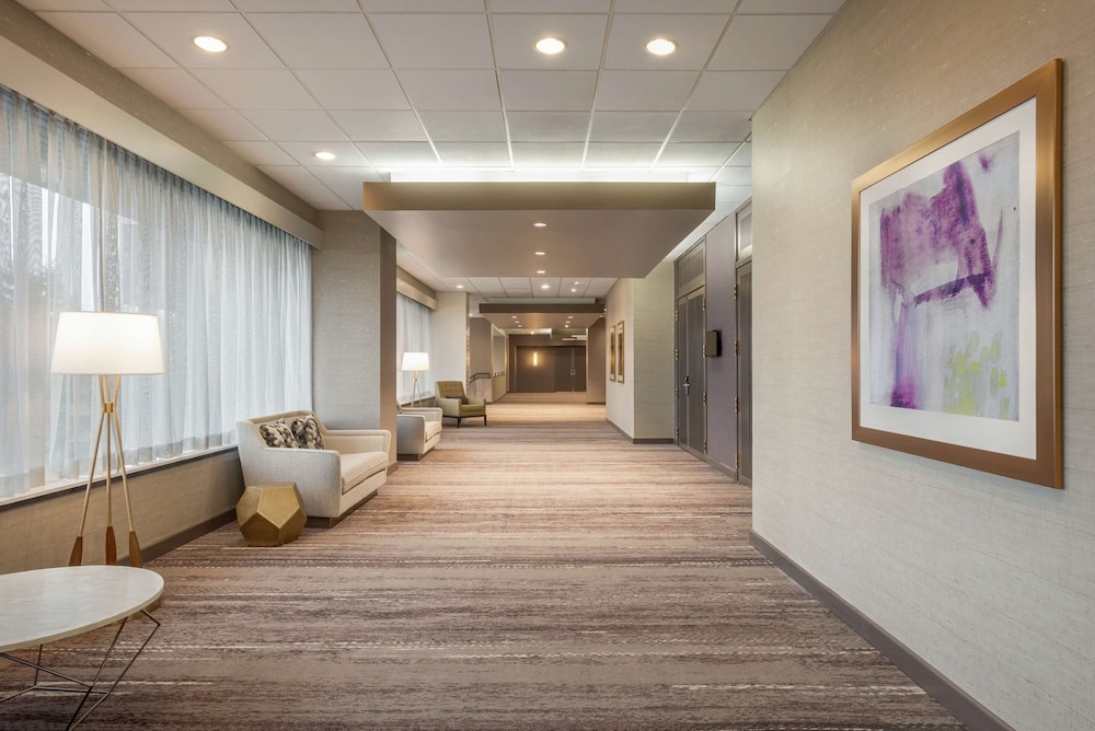 Doubletree By Hilton St Paul East 19/59