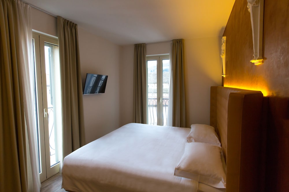 Al Campanile Aparthotel Suite 12/73