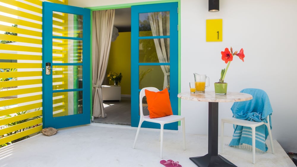 Bubali Bliss Studios 40/50