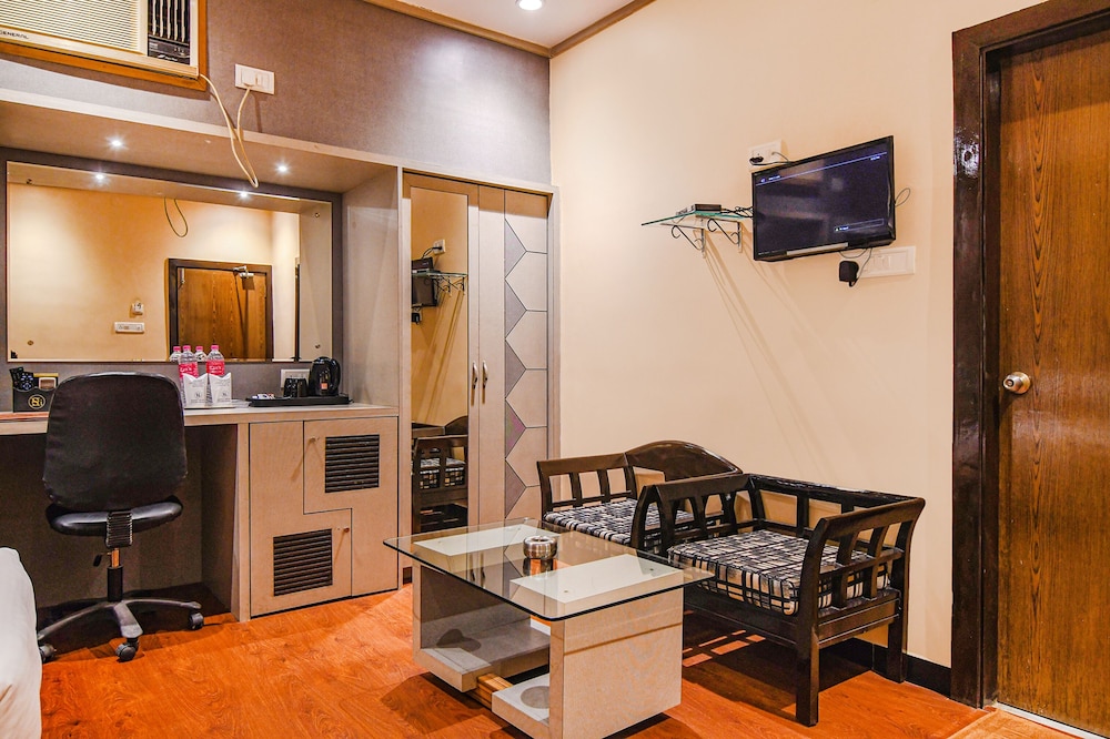 OYO Premium Hinoo Ranchi 52/53