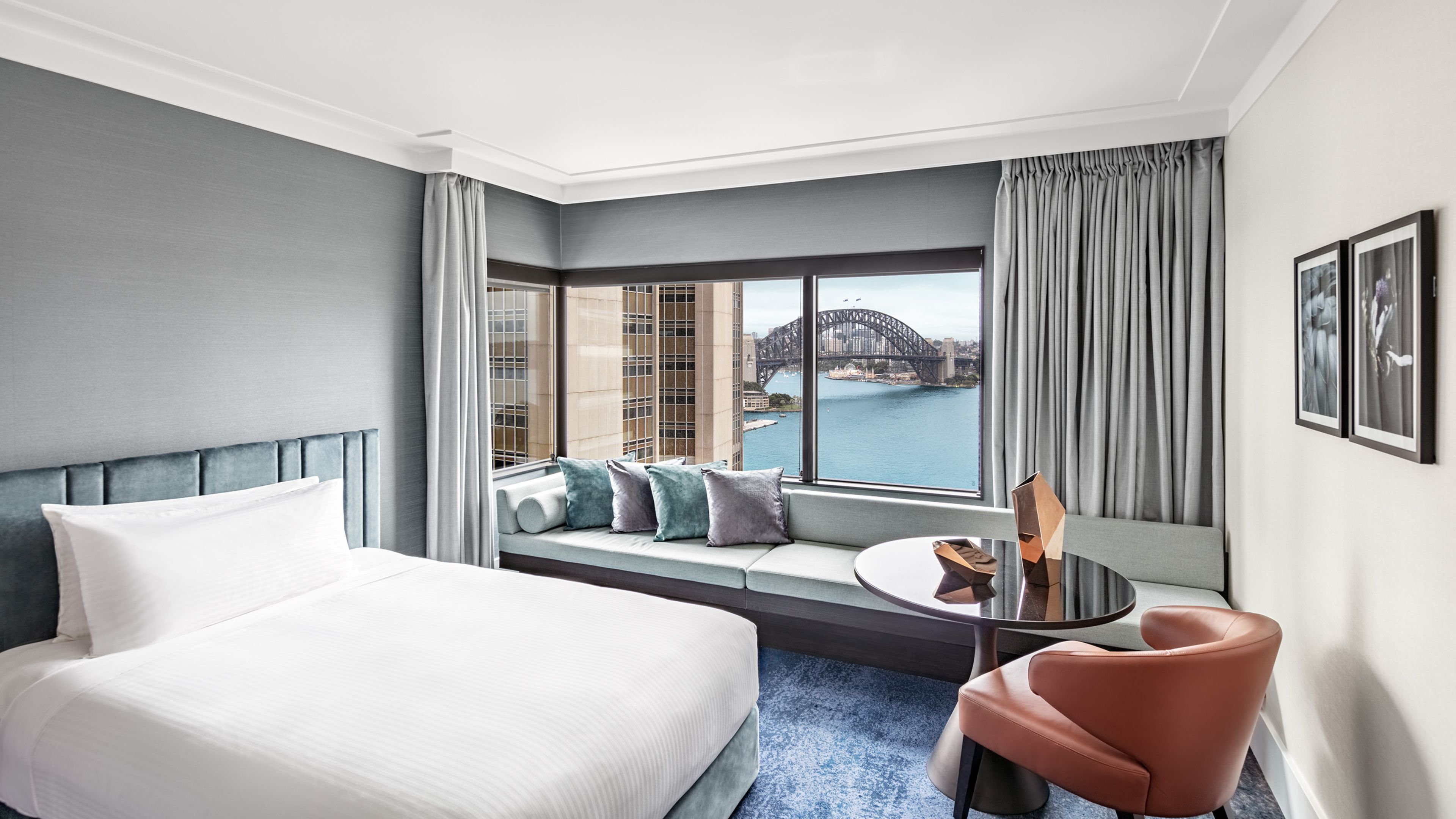 Room, King Bed, Harbour Bridge View