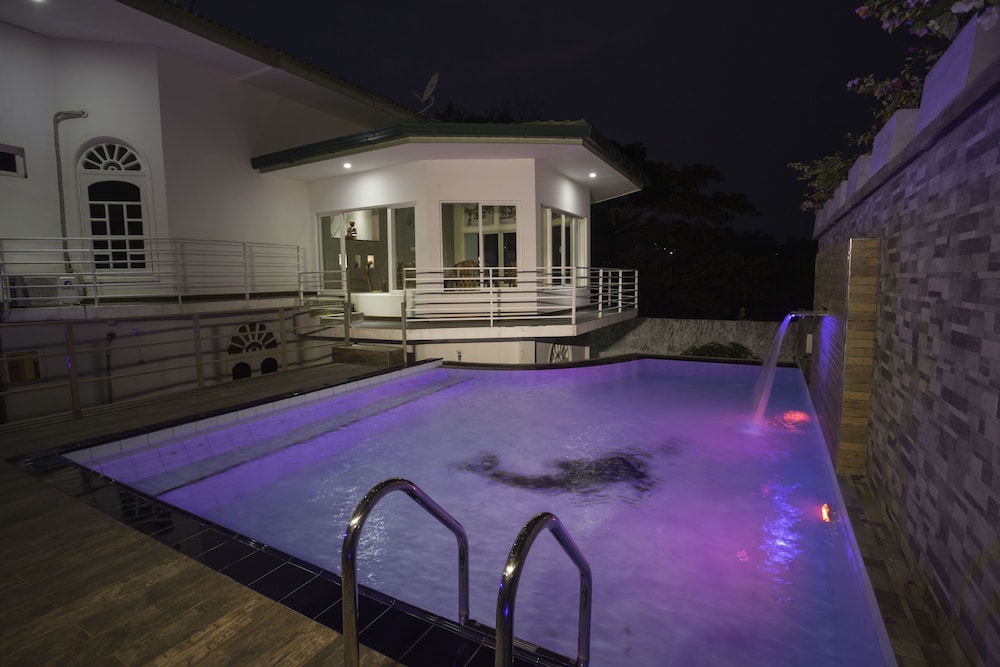 Winter Villa 24/40