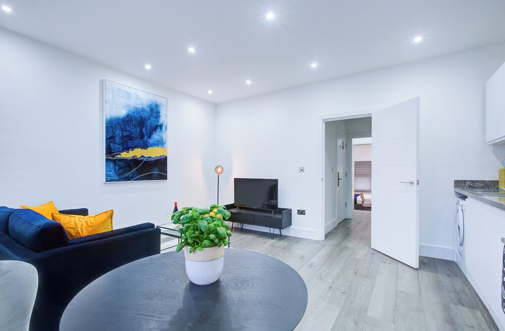 HybridResi Wandsworth 24/35