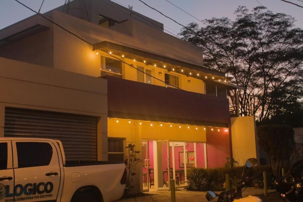 Airport Inn Managua 3/38