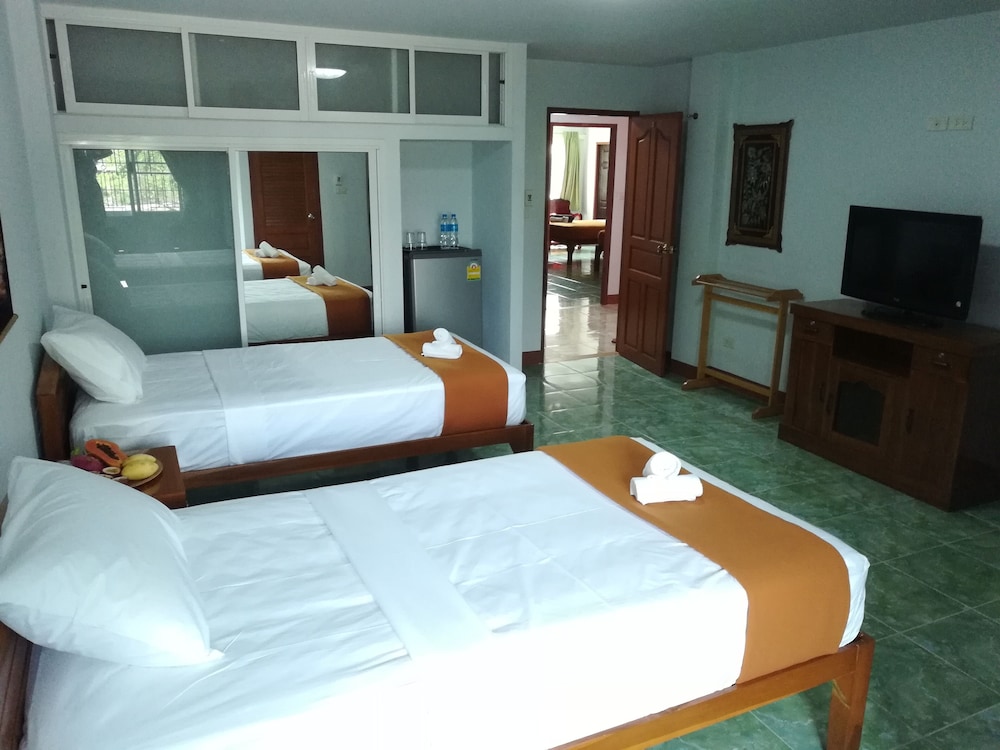 Jardin Hotel 5/50