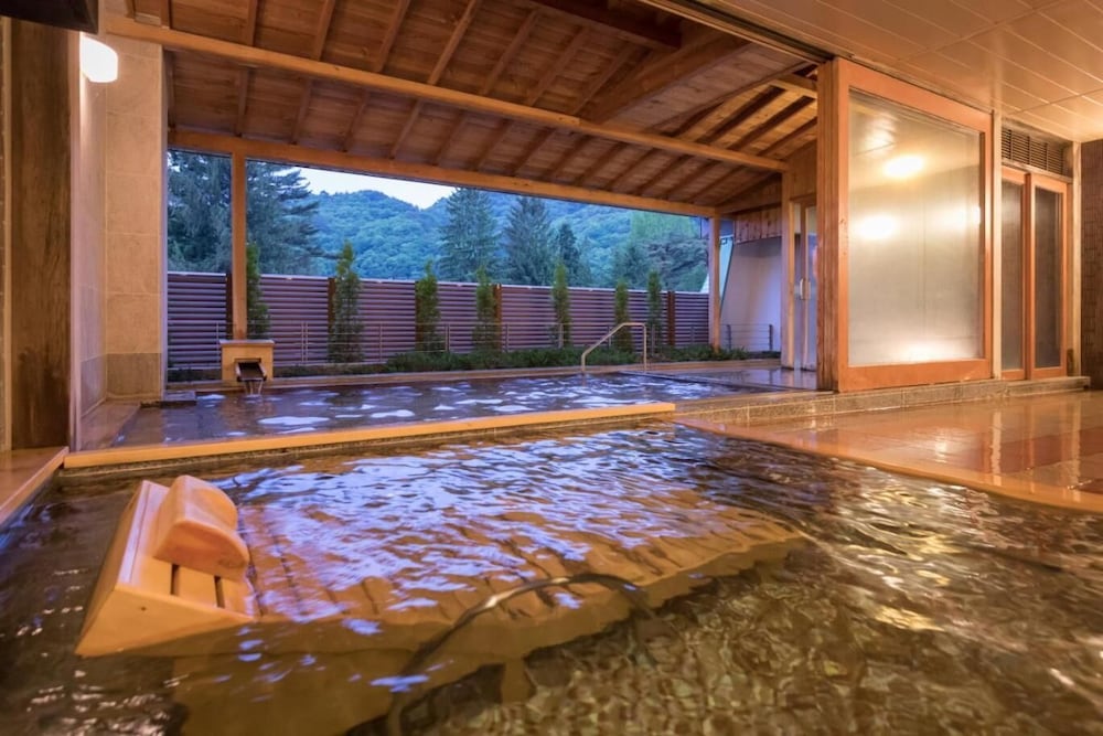 swimming pool spa