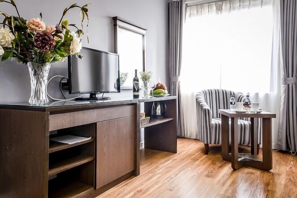 Collection O Le Grand Hanoi hotel – The Tryst 35/41