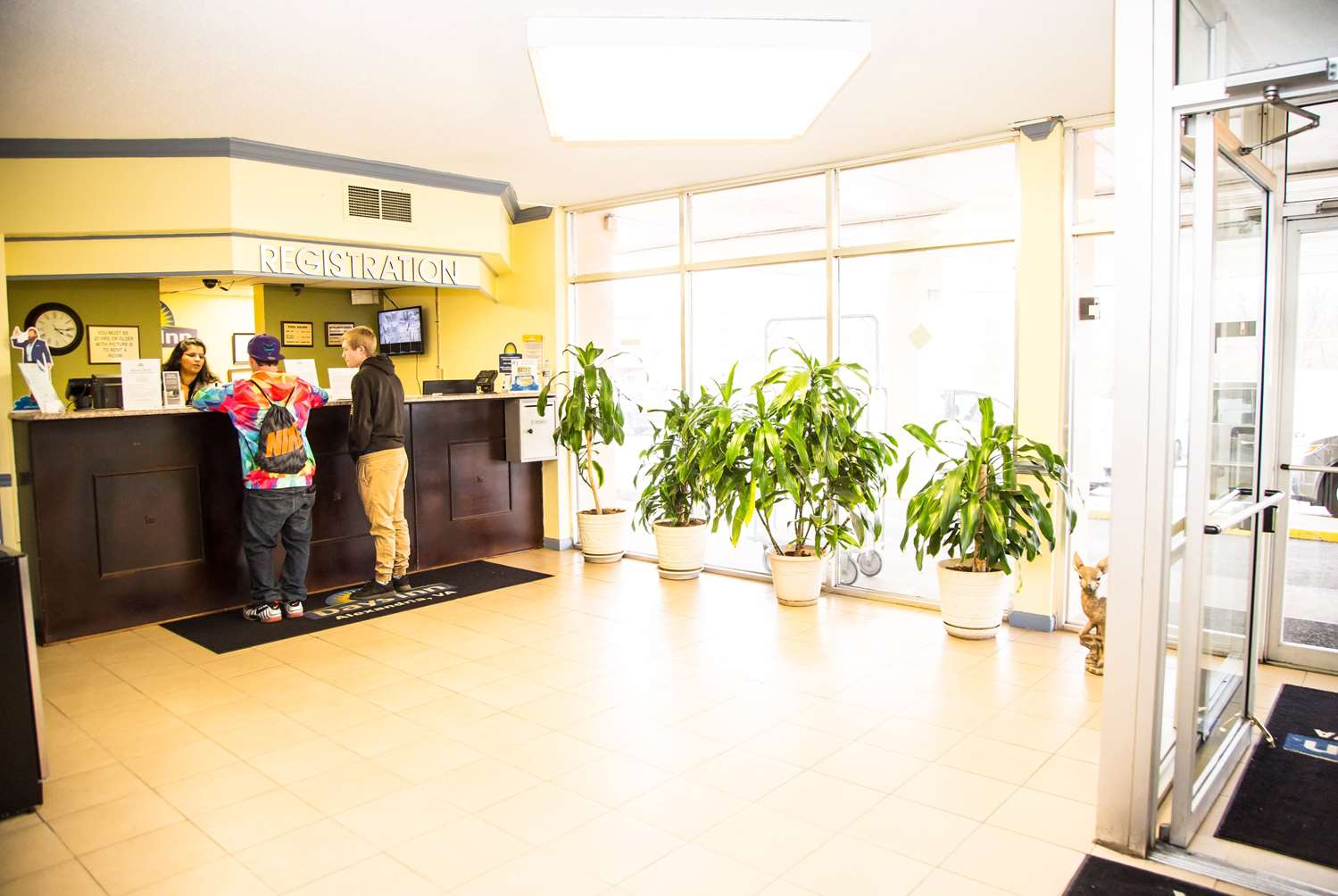 Days Inn By Wyndham Alexandria South 1/17