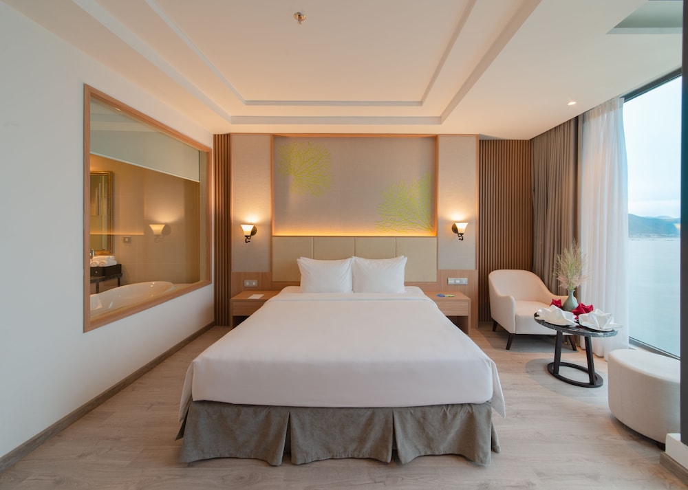 Navada Beach Hotel 26/74