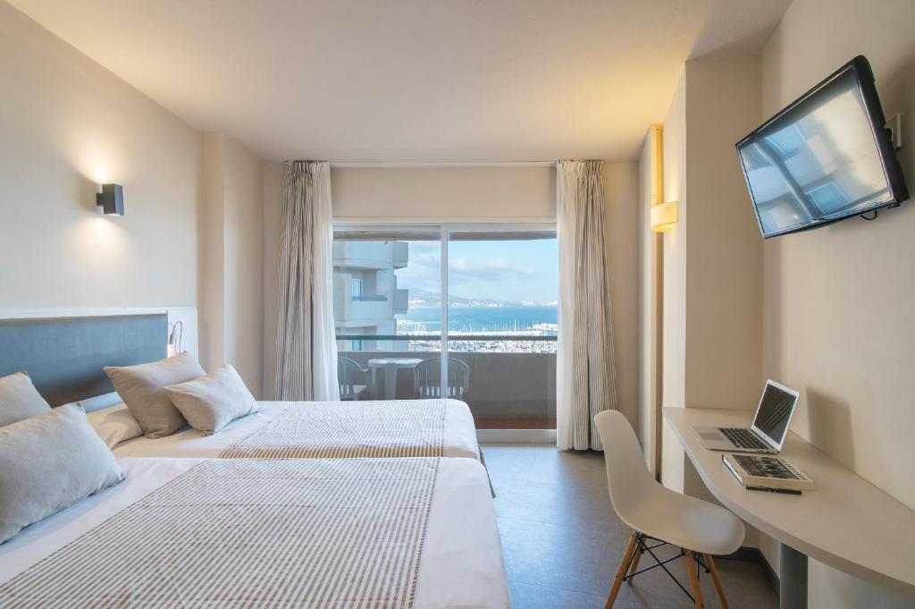 Double/Twin Standard Room