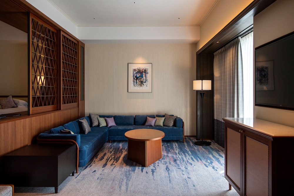 Hakone Hotel 57/72