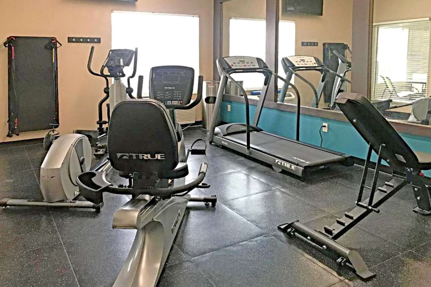 Comfort Inn & Suites OFallon - St Louis Area 22/31