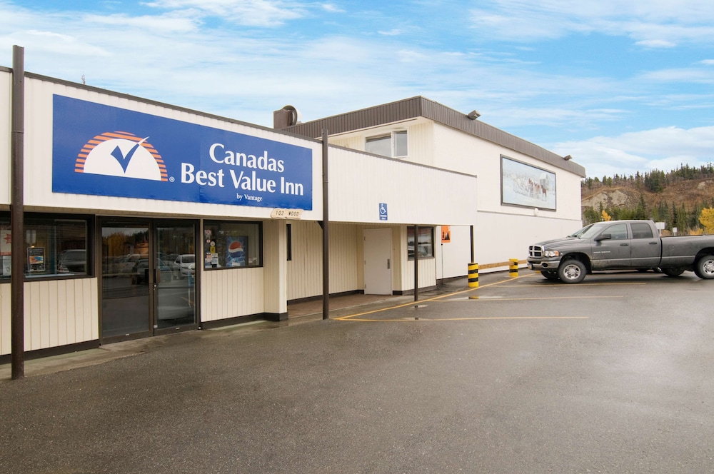 Canadas Best Value Inn River View Hotel 1/22