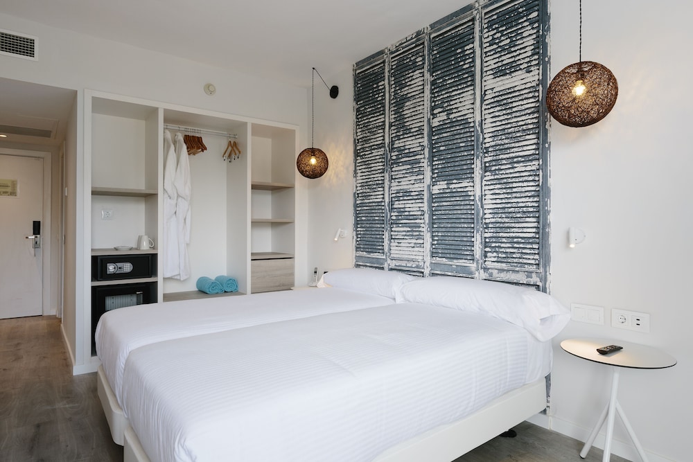 Aluasoul Mallorca Resort - Adults Only 27/71
