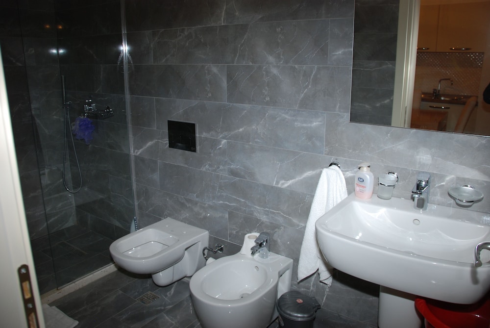 Sunrise Luxury Apartment 47/50