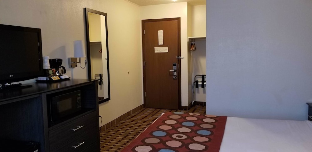 Super 8 by Wyndham Ashland 13/31