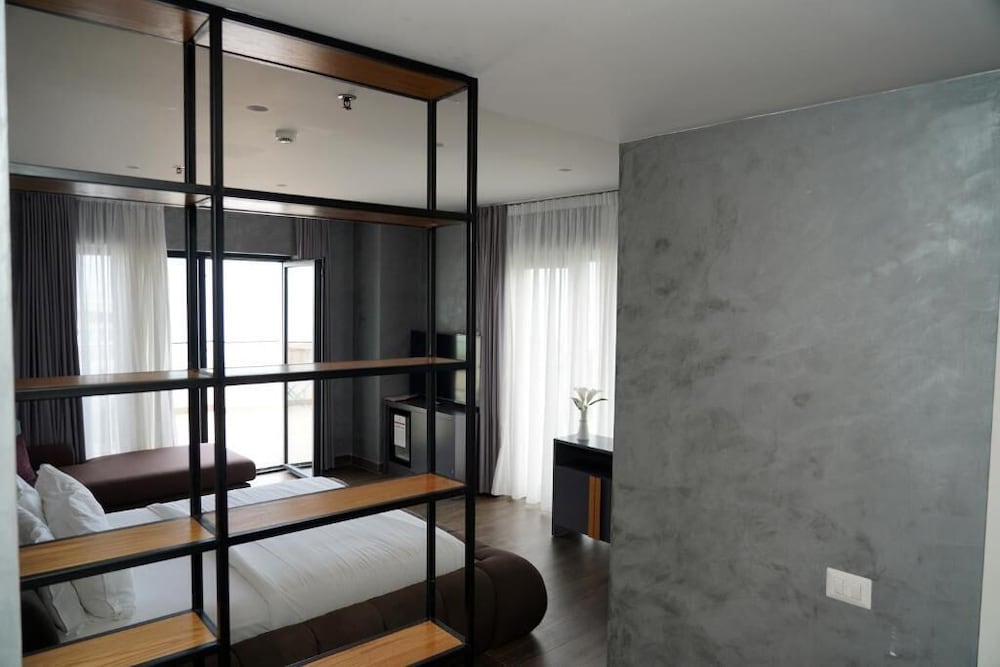 HENRY RESORT & SPA 31/62