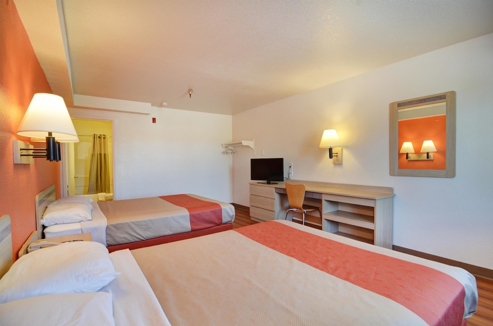 Motel6 Twentynine Palms, CA 20/43