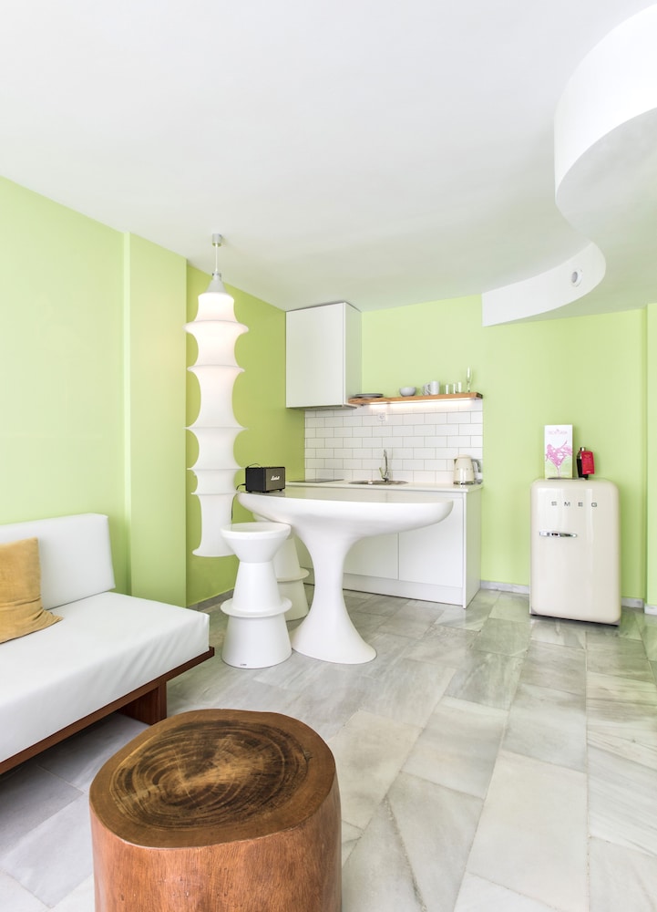 Tropicana Ibiza Coast Suites - Adults Only 11/50