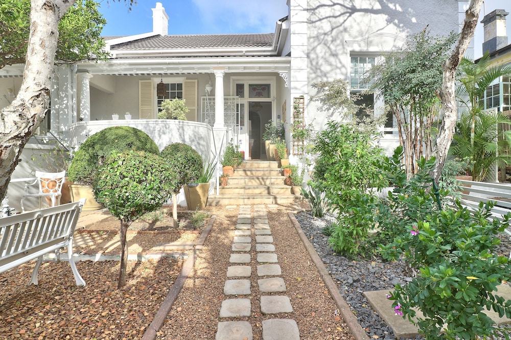 Parker Cottage 1/58