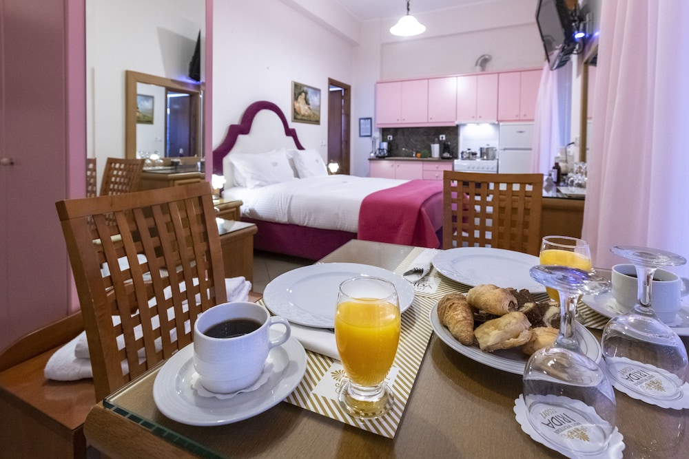Irida Resort Suites 54/78