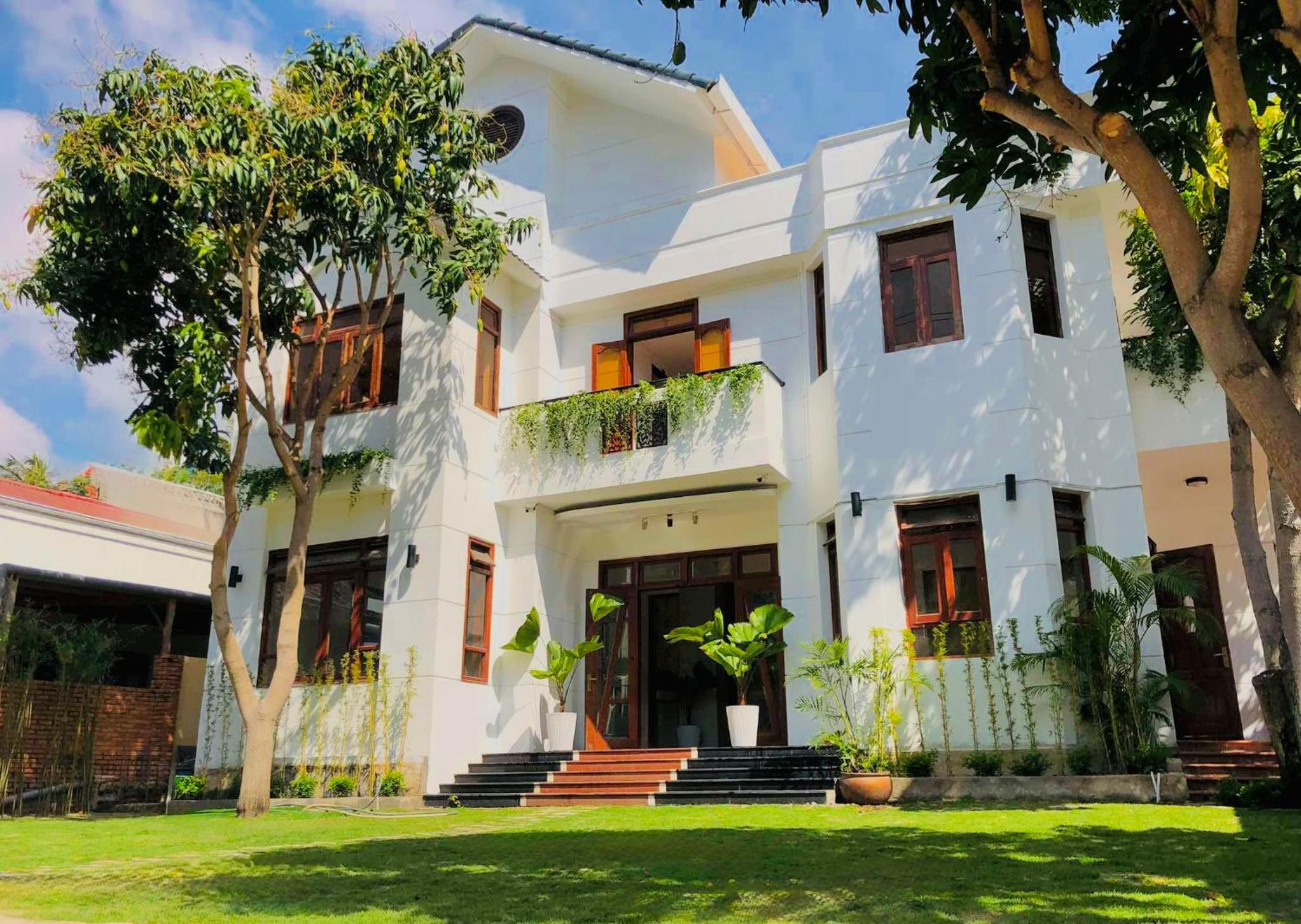 Delight Hotel 2/91