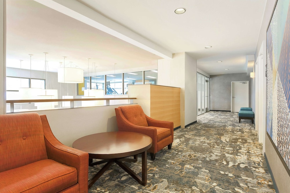 Hampton Inn And Suites Denver Tech Center 50/69