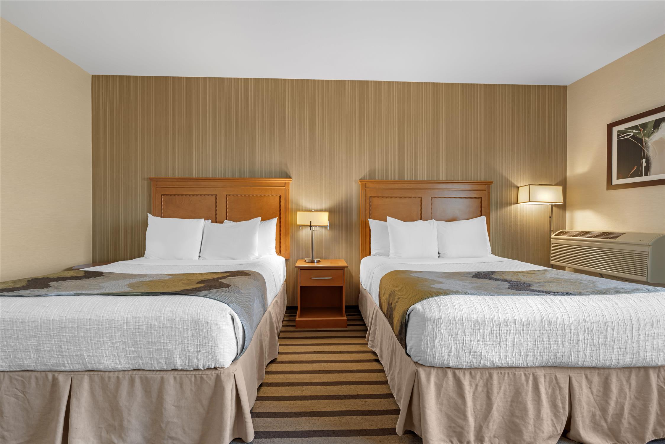 Best Western King George Inn and Suites 14/60