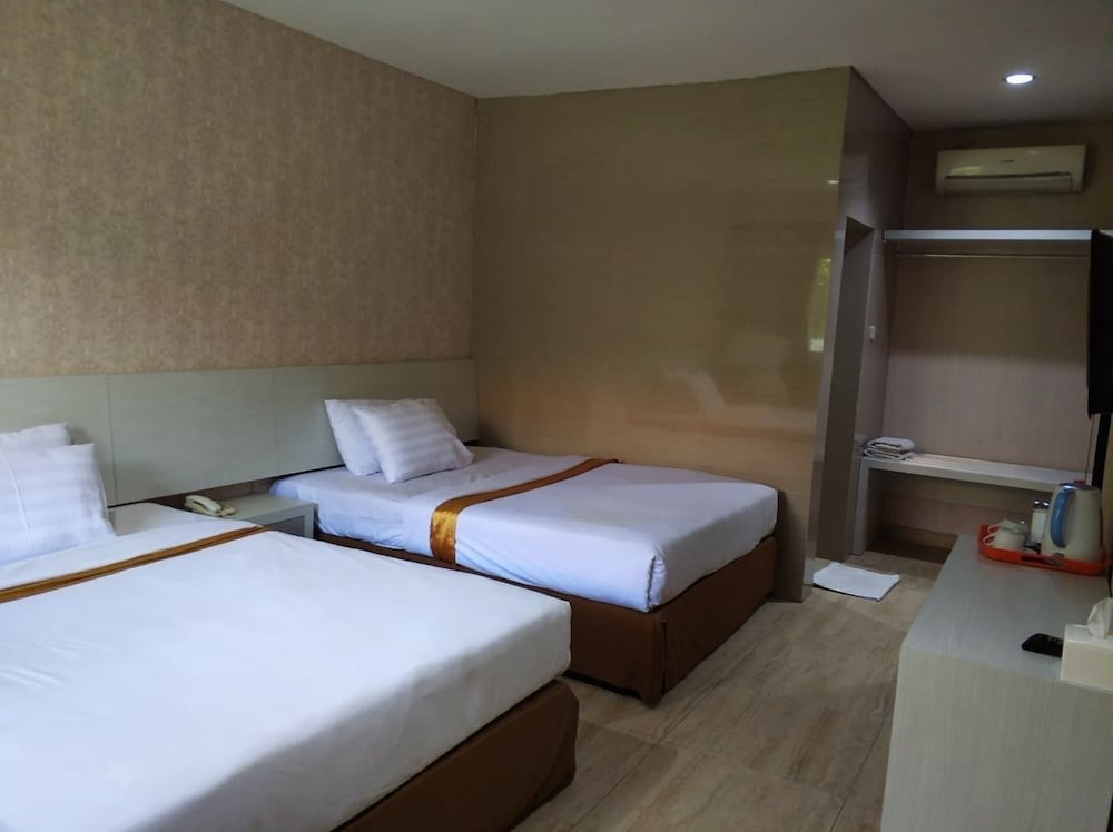 Sinar II Hotel 13/33