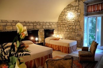 PALAZZO IL CAVALIERE B&B DE CHARME 30/68