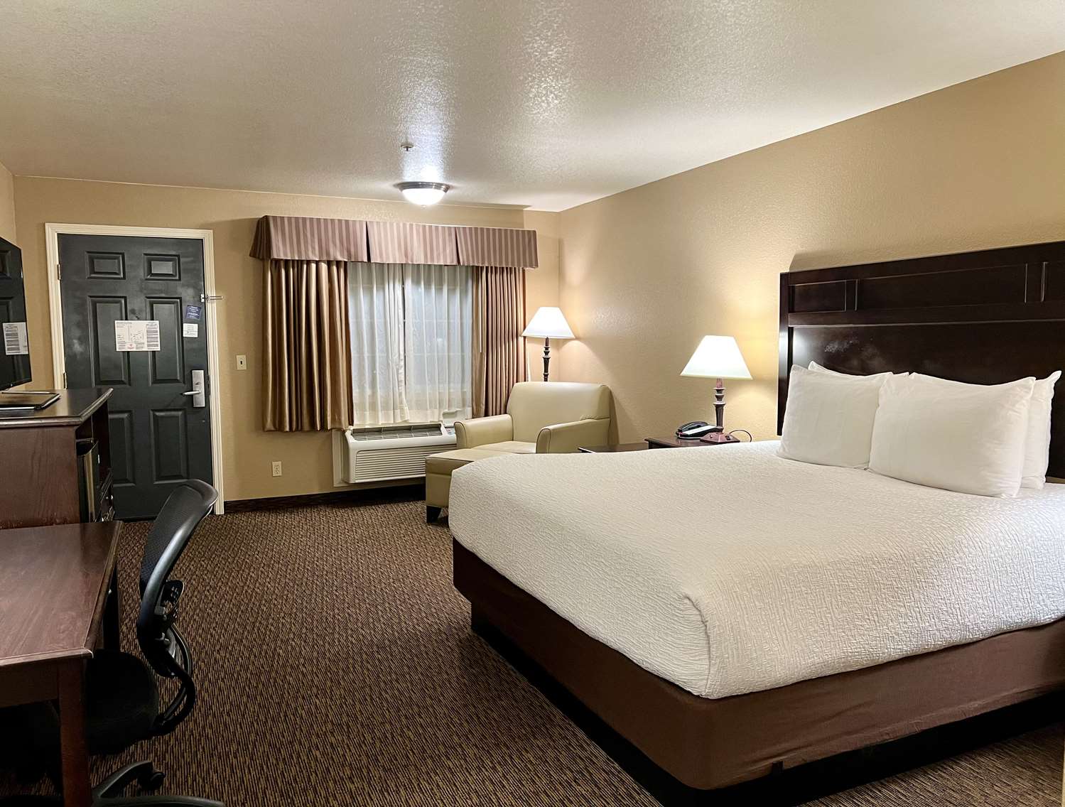 Room, King Bed