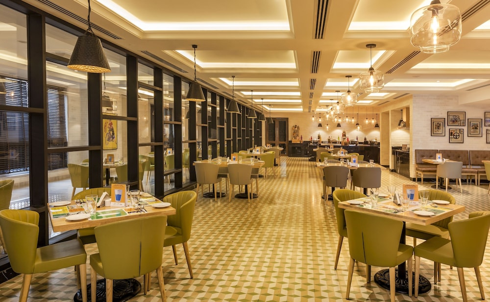 Lemon Tree Premier City Center Pune 39/50