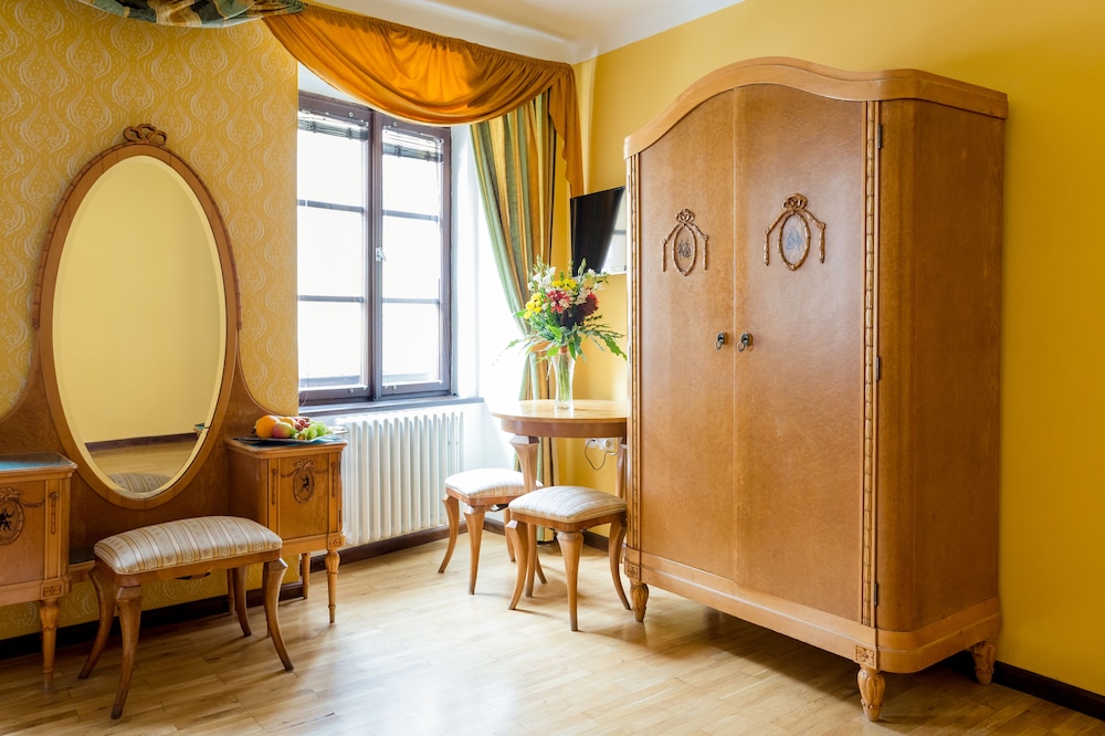 Zlaty Andel 30/72