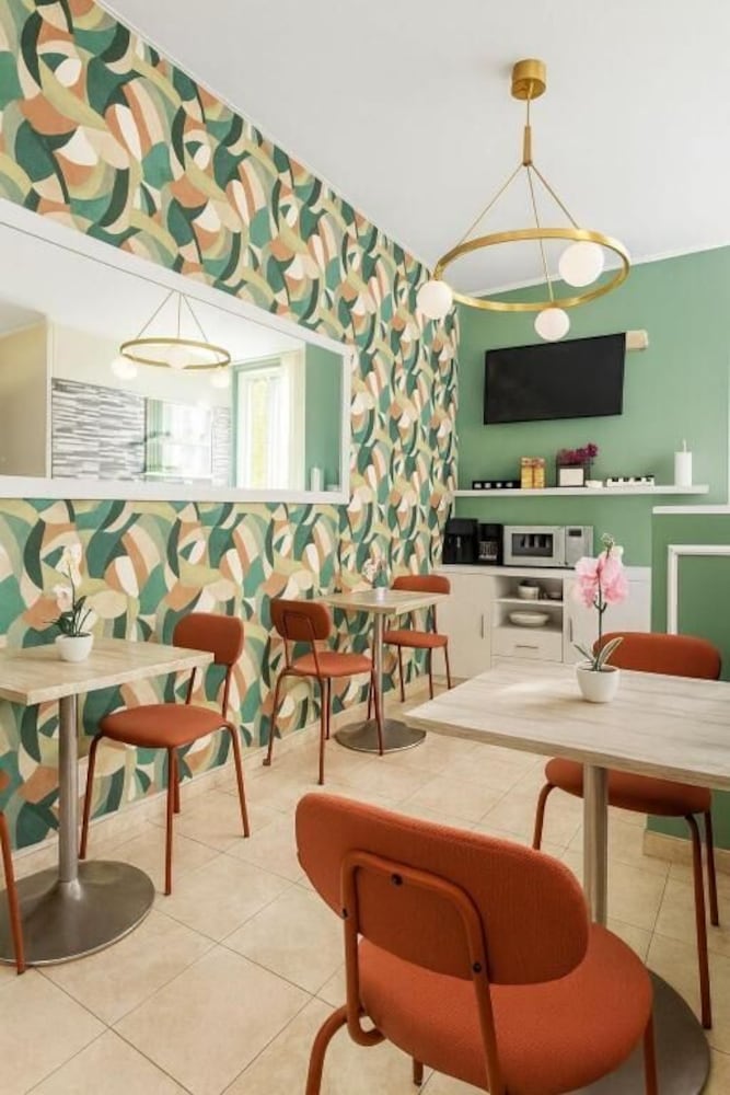 Hotel Aurelia 30/45