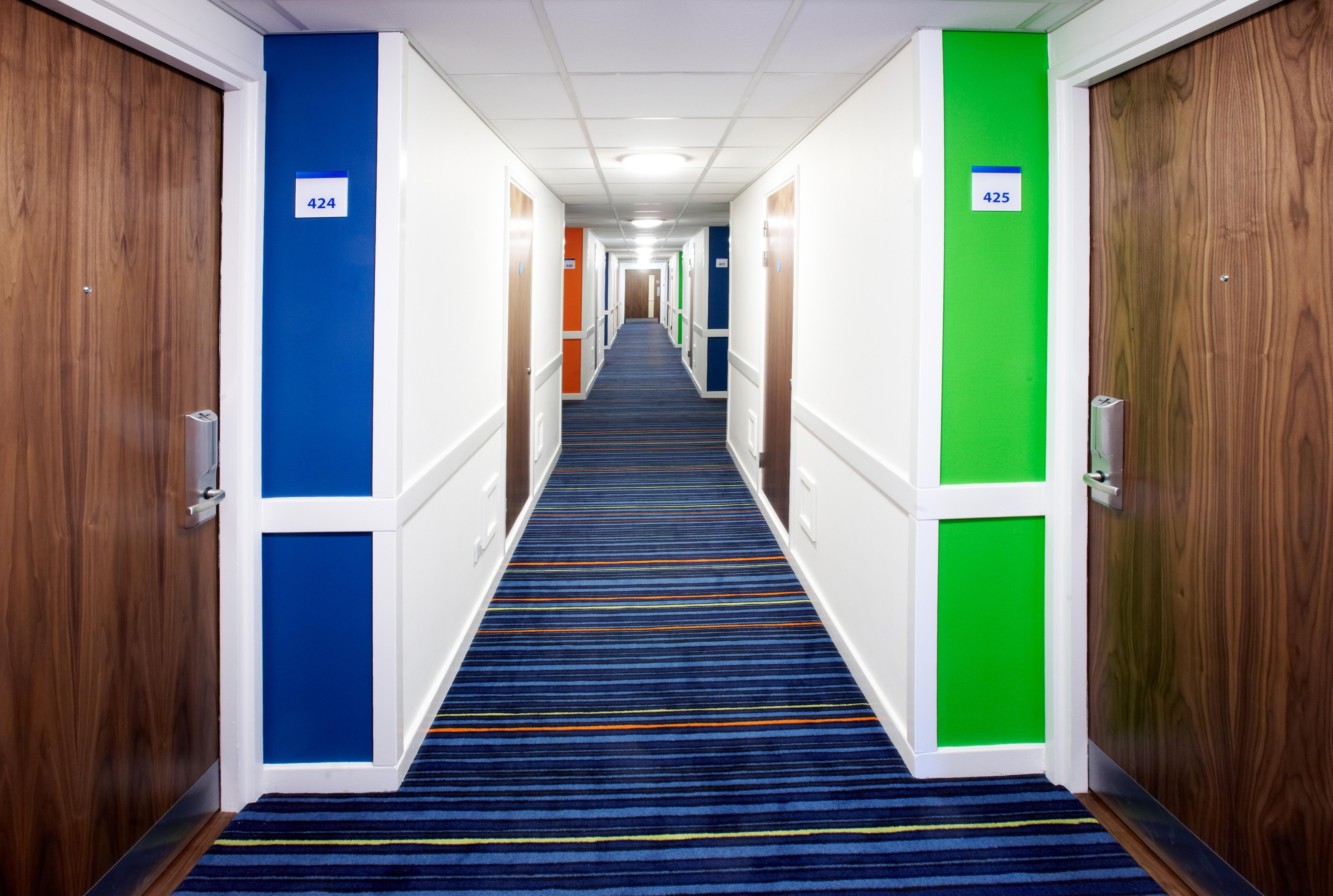 Holiday Inn Express London - City by IHG 3/35