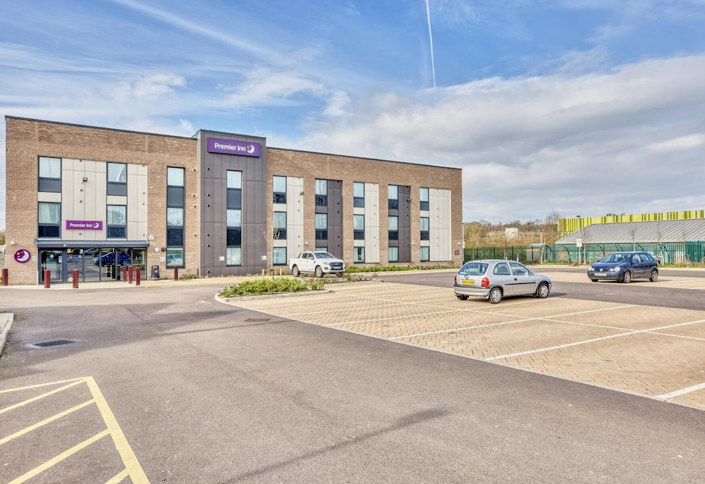 Premier Inn Harlow East (Church Langley) 31/36