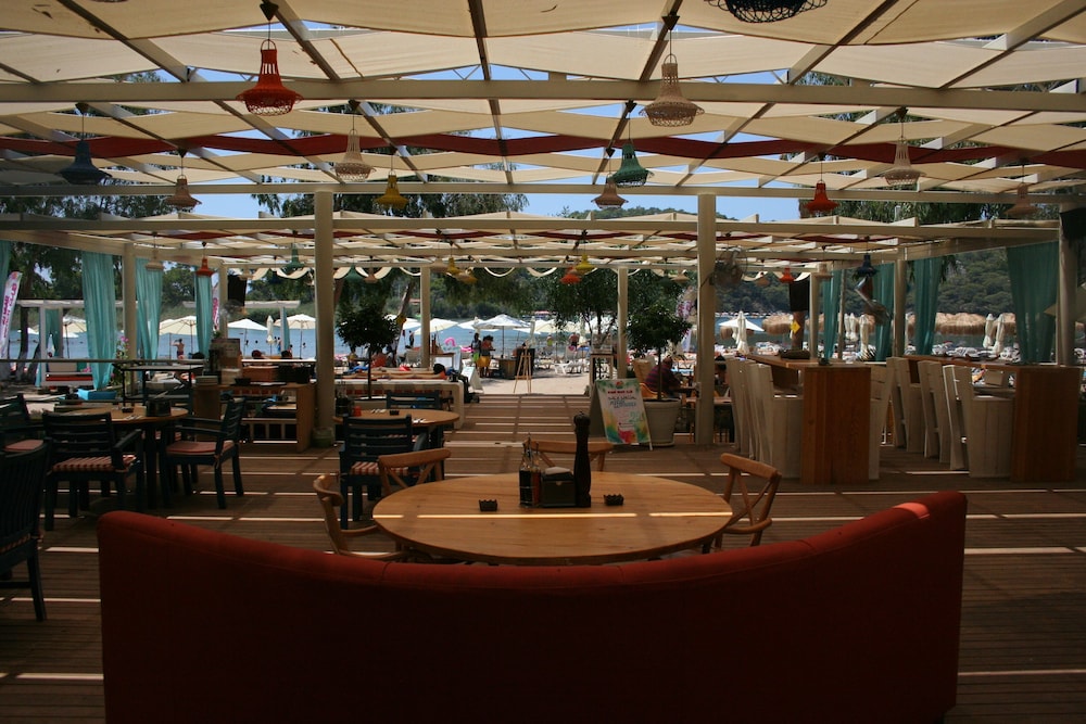 Sugar Beach Club 36/61