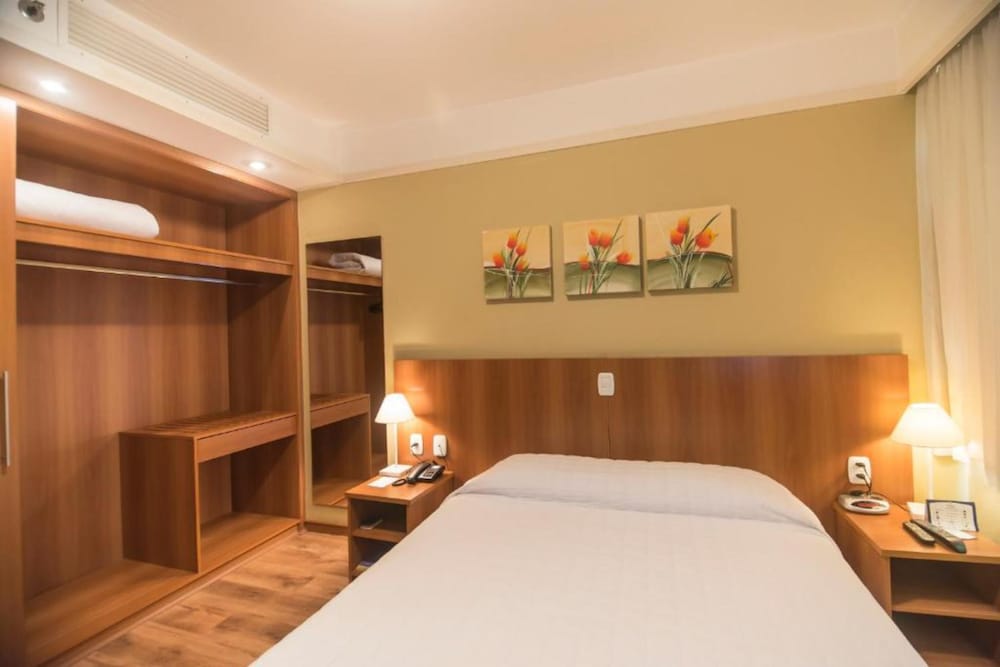 Tri Hotel Executive Caxias 9/25