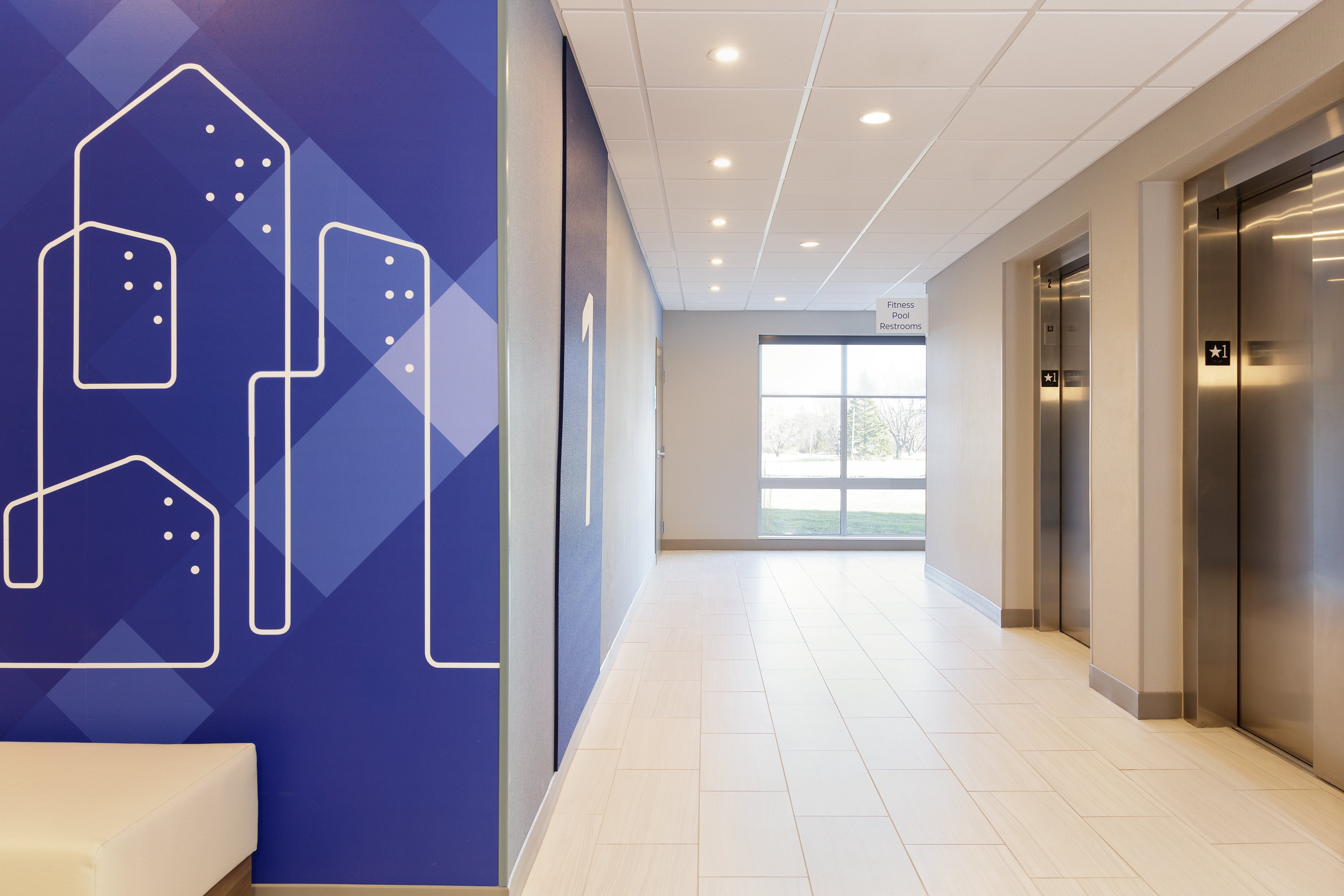 Holiday Inn Express and Suites Linden by IHG 29/55