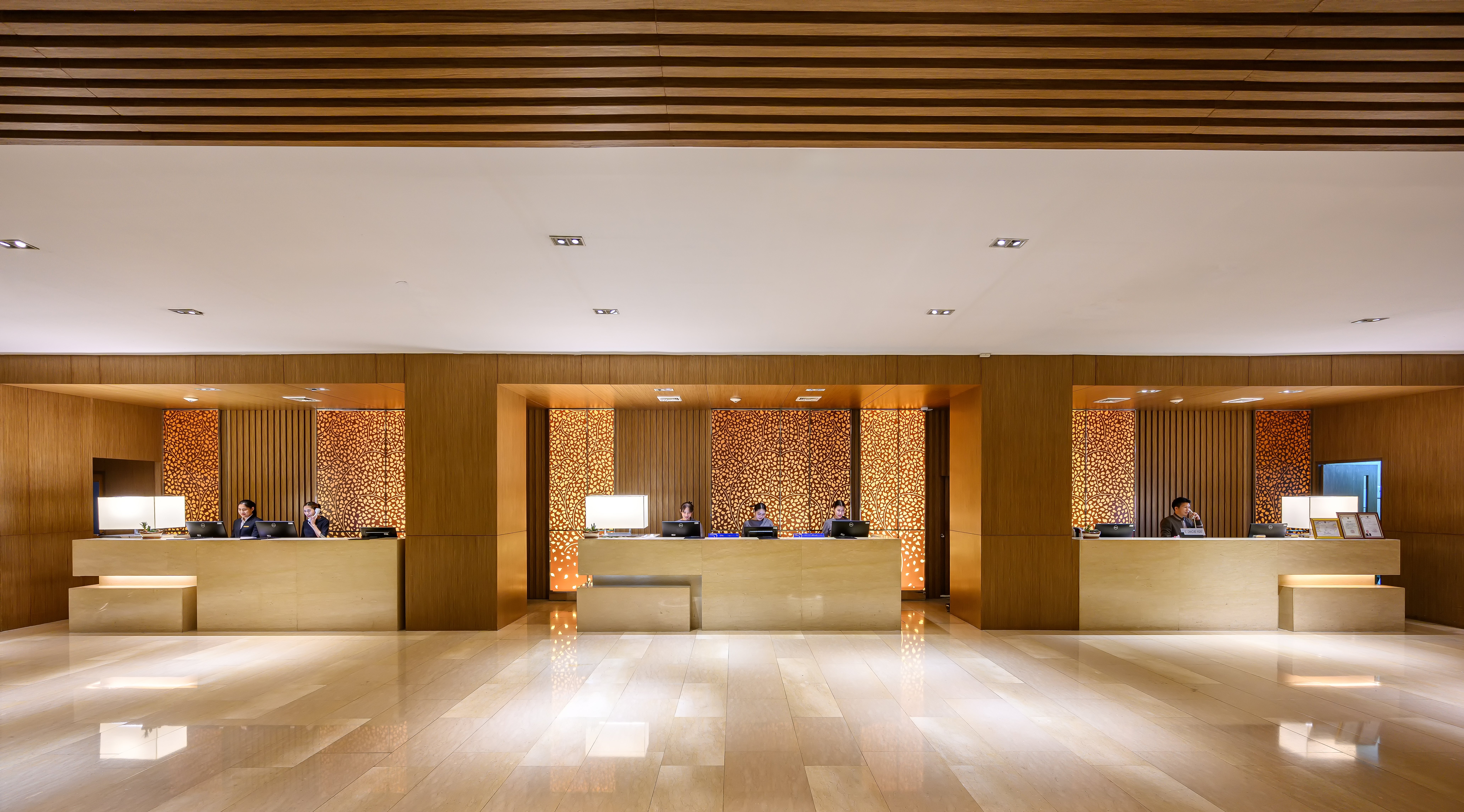 Centara Grand At Central Plaza Ladprao Bangkok 14/82