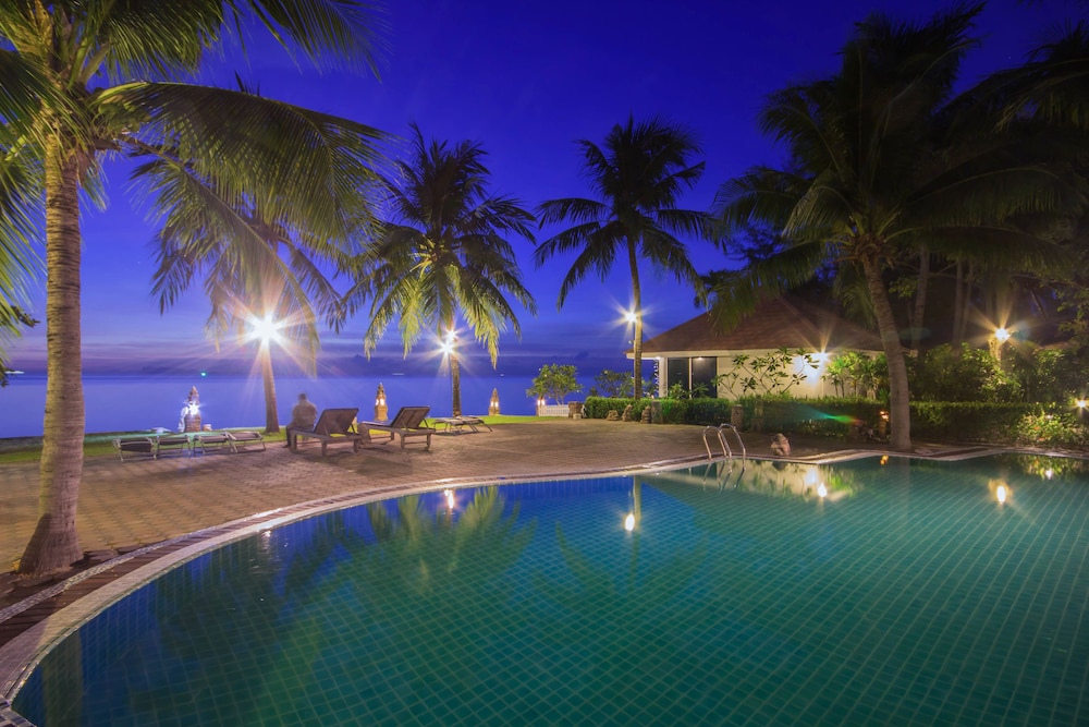 Rajapruek Samui Resort 61/72