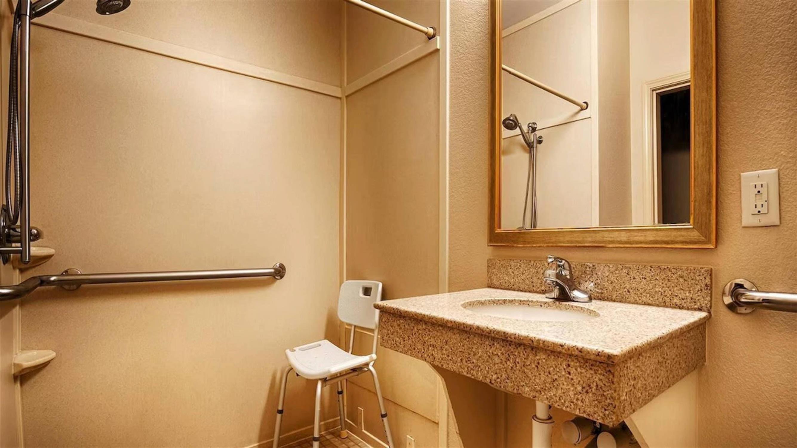 Comfort Inn & Suites Waco Woodway 34/34